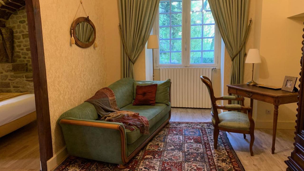 Le Moulin Du Boisset Bed & Breakfast Saint-Denis-lès-Martel Екстериор снимка