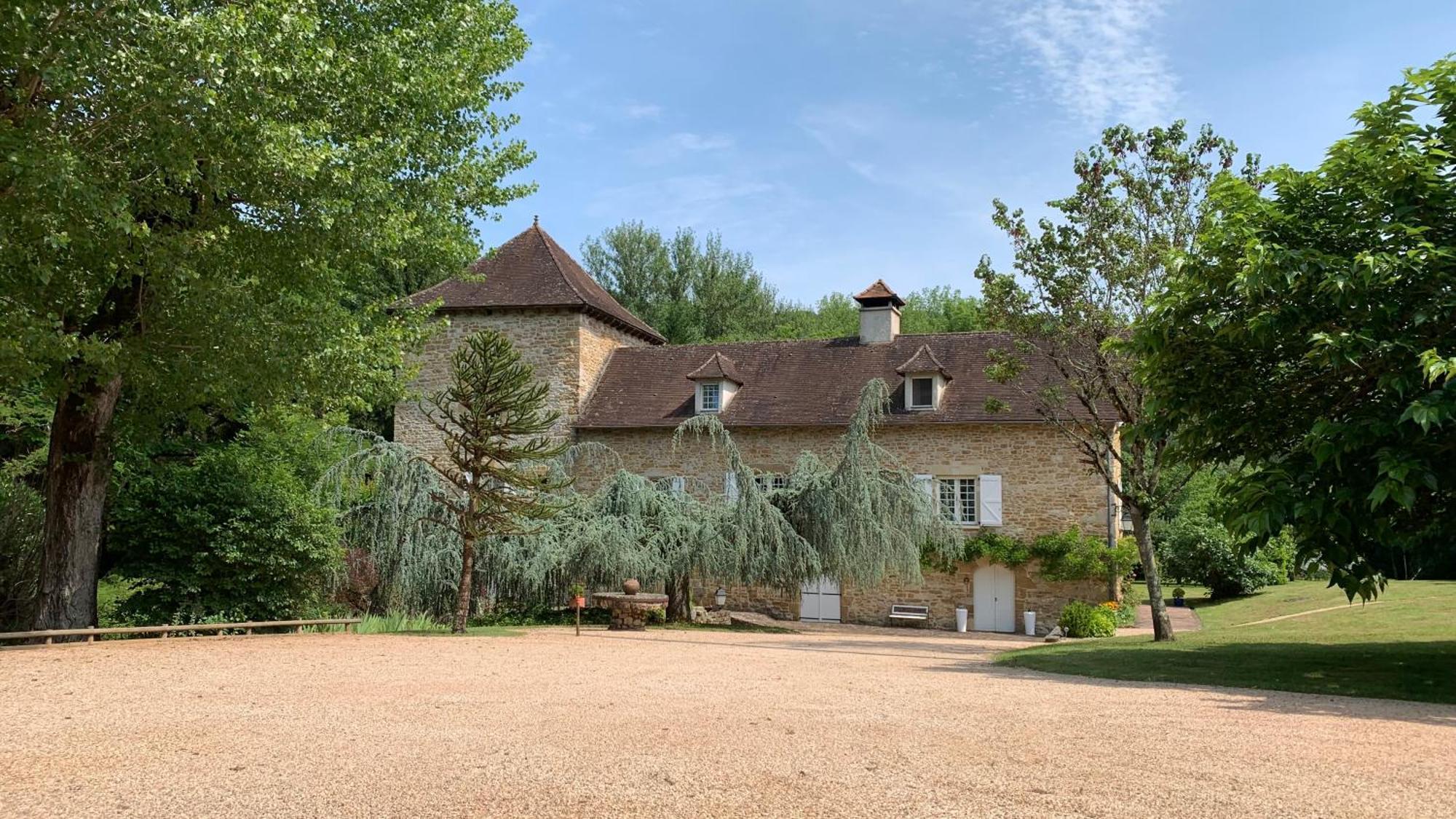 Le Moulin Du Boisset Bed & Breakfast Saint-Denis-lès-Martel Екстериор снимка